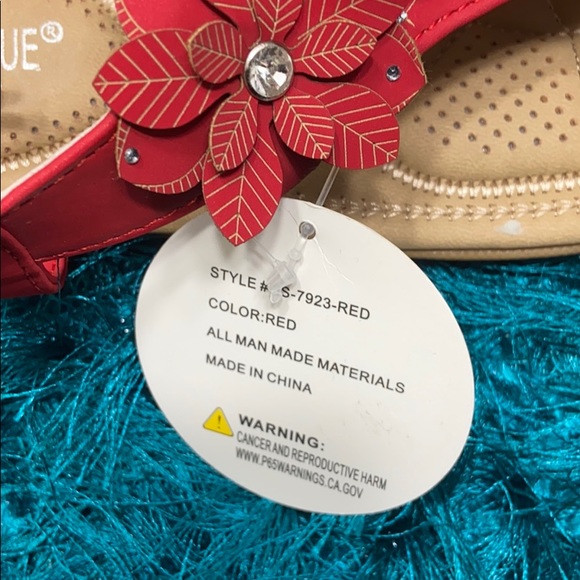 Sandals - Picture 3 of 5